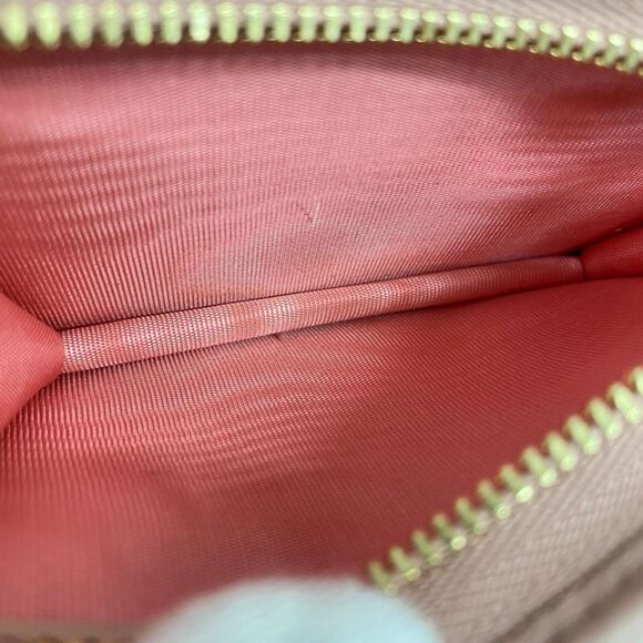 Gucci Gg Supreme Pink Canvas Wallet  (Pre-Owned) - Picture 6 of 12